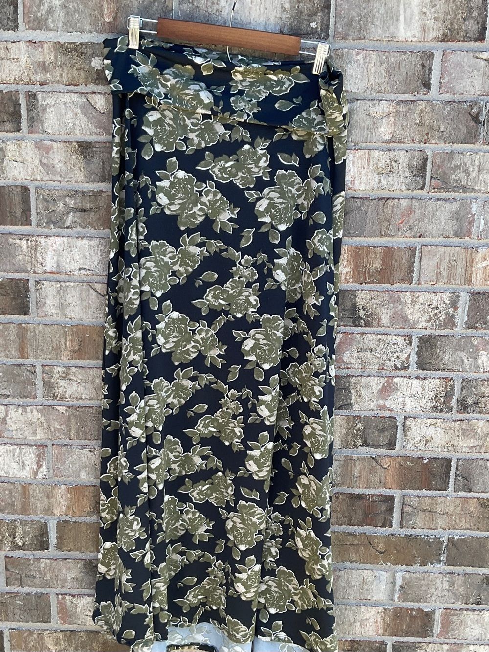 🔥 Take 50% OFF/ LulaRoe Olive & Black Floral Maxi Skirt - Women, Size-XL - Picture 7 of 9